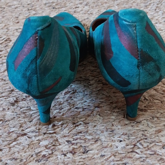 Anthropologie Embossed Kitten Heels Size 41/10 - Picture 4 of 6